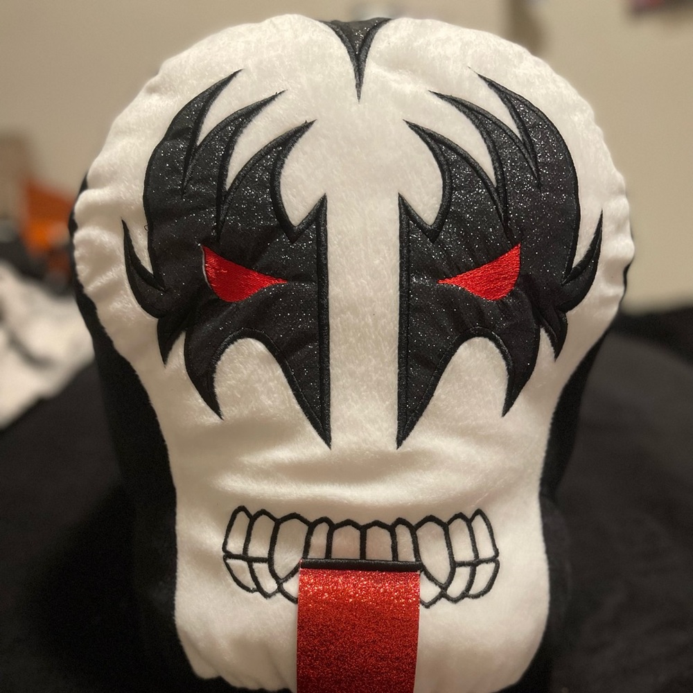 the demon plush head